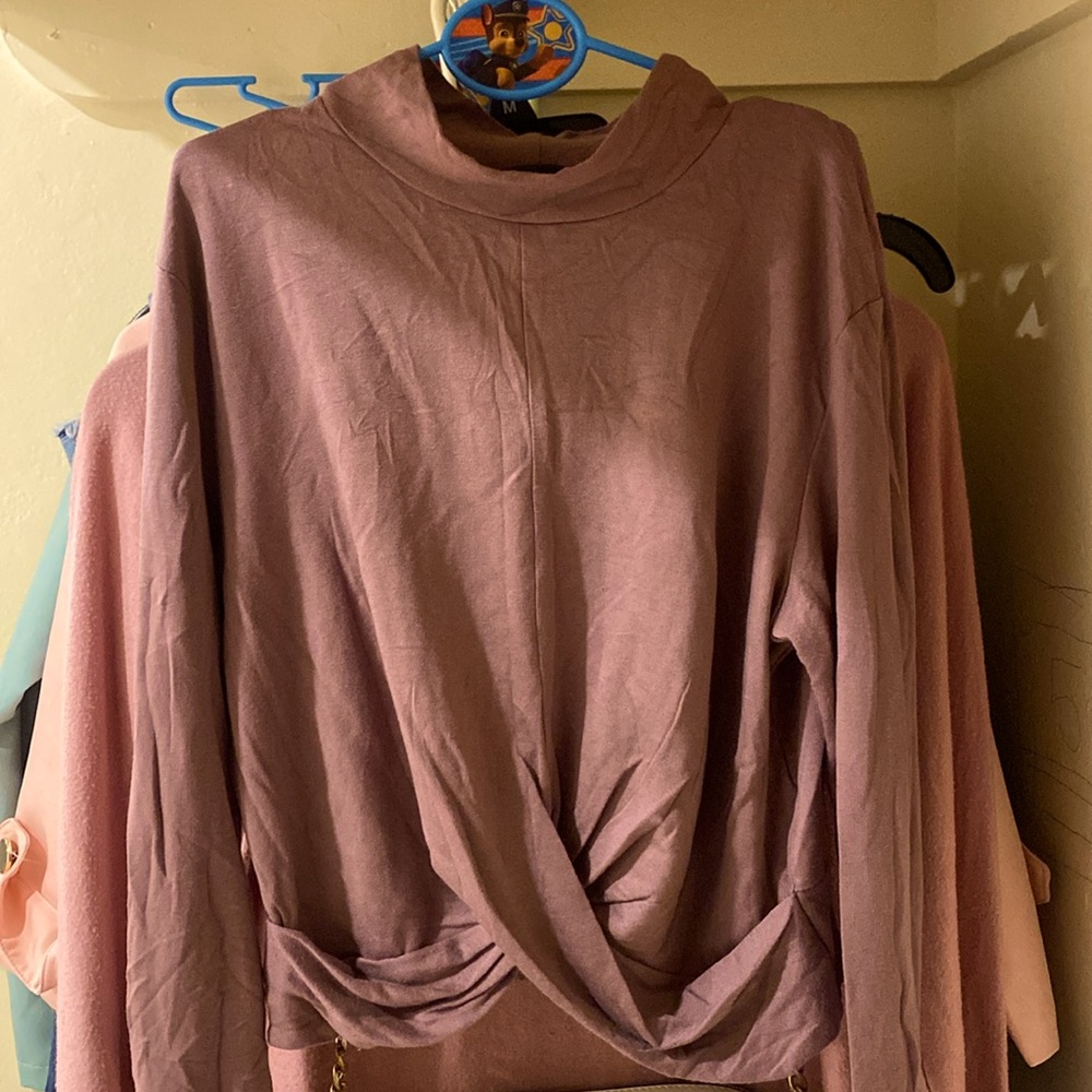 Hey this is a shirt i bought in 2023 off shein🫶🏻.